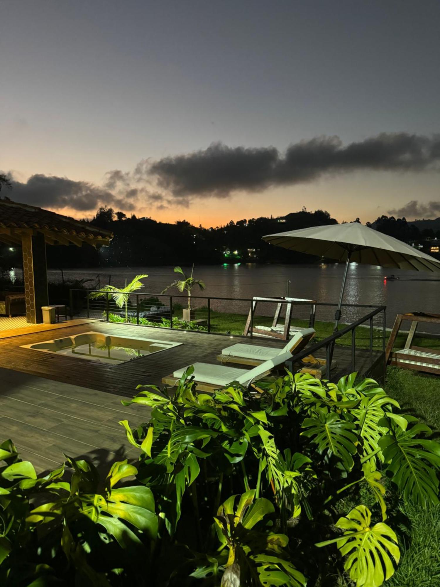 Botanico Hotel Boutique Guatape El Penol  ภายนอก รูปภาพ